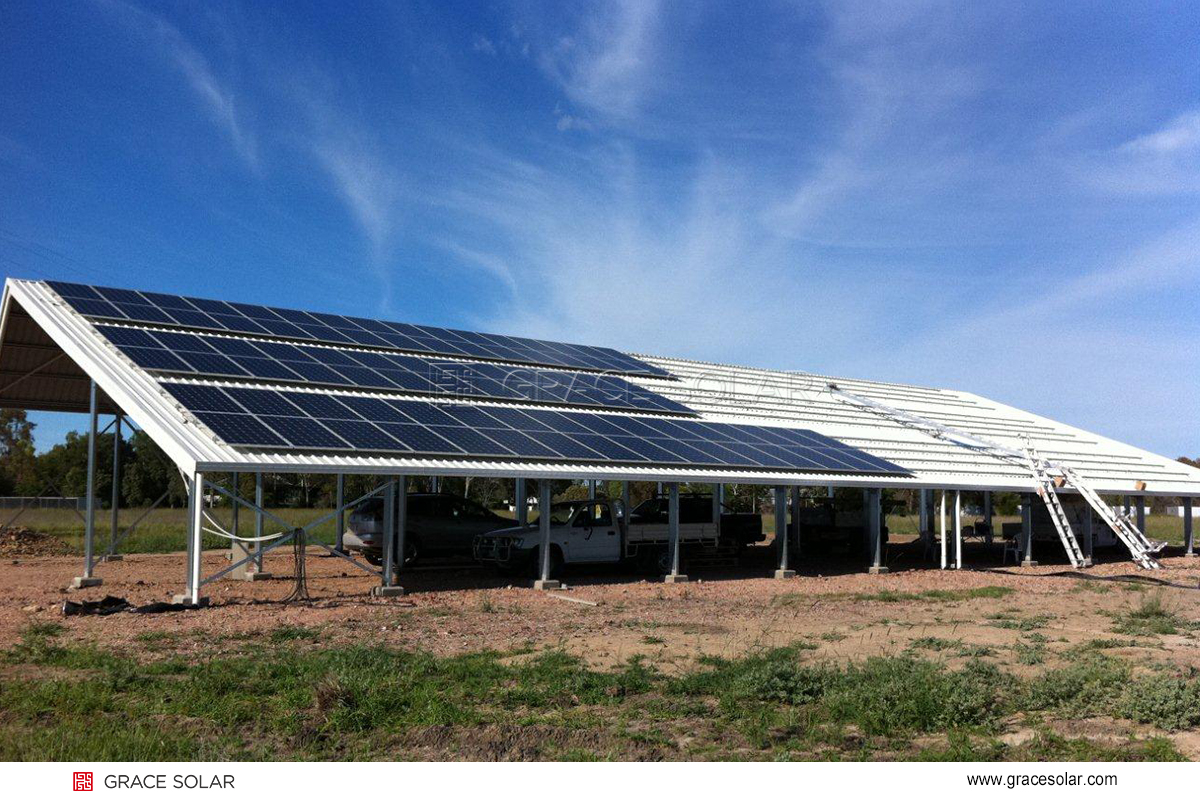 オーストラリアの金属屋根に設置されたGrace Solar太陽光システム